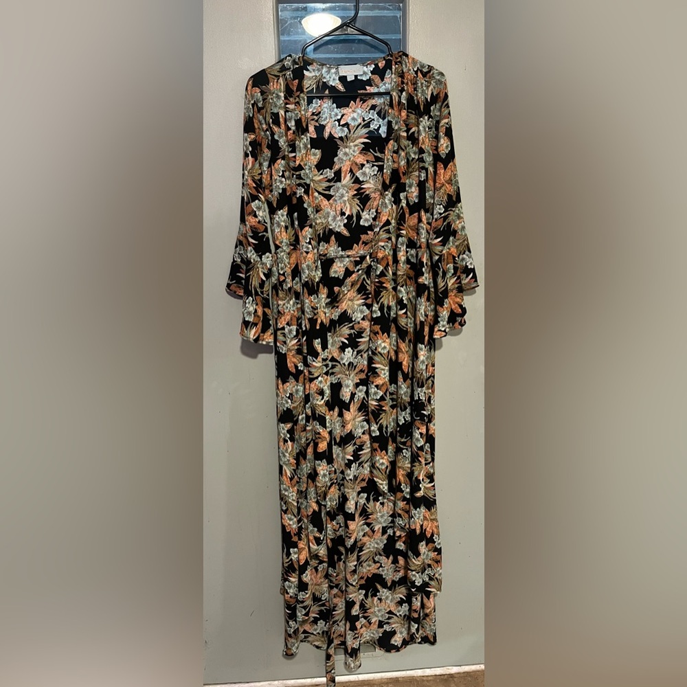 Veronica M. floral wrap dress small